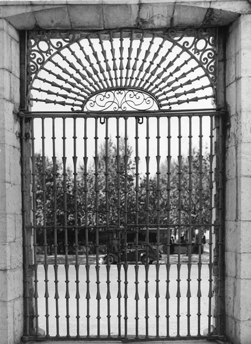 Palácio Galveias, portão de entrada para o jardim
