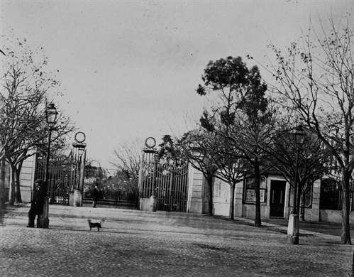 [Entrada sul do Passeio Público, entre 1865 e 1868, reprodução]